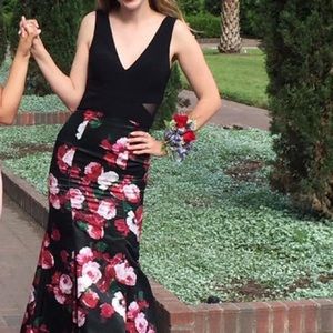 V-Neck black & floral prom dress - Size 4